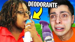 CONOSCIAMO LA DONNA CHE BEVE IL DEODORANTE SPRAY 💨