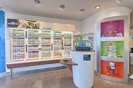 Ses principaux services sont la complémentaire santé, la prévoyance. Opticien Krys Ancenis Arcades Krys