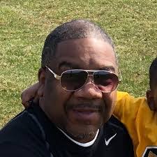 Dexter Lister's Instagram, Facebook & TikTok