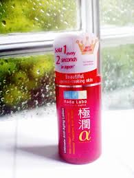 Setelah pemakaian hampir setahun, bisa dibilang hada labo merupakan skin care yang tepat untuk kulit kering berjerawat saya. Review Hada Labo Gokujyun Alpha Ultimate Anti Aging Lotion Brain In The Bottle