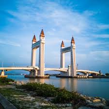 Di beberapa tempat akan hujan sedikit, adalah. Kuala Terengganu Drawbridge Wikipedia