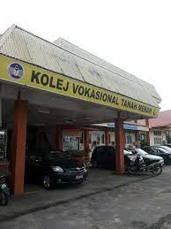 Juang untuk juara | biasakan yang luar biasa. Kolej Vokasional Tanah Merah Posts Facebook