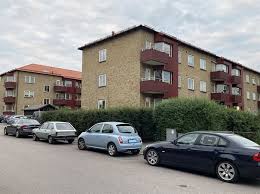 Hässleholm är en järnvägsknut, det går snabbt att ta sig till och från malmö och köpenhamn. K Fastigheter Buys Properties With 30 Rental Apartments In Hassleholm K Fast Holding Ab