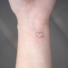 Symbols and meanings of heart tattoos. Pin On Anfangliches Tattoo Blog