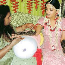 But the couple did go in to private wedding ceremony on 20th april 2007. Aishwarya Rai Wedding Mehndi Aishwarya Rai Wedding Mehndi Flickr
