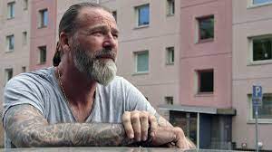 Den före detta elitidrottaren och höjdhopparen patrik sjöberg bestämde sig för ett år sedan att bli nykter och börja bygga upp sig. Hojdhoppslegendaren Patrik Sjobergs Tuffa Tid Sviterna Efter Trafikolycka Nara Att Ta Hans Liv Hade Inte Klarat En Dag Till Utan Medicinsk Hjalp Sport Svenska Yle Fi