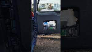 It to the on position right before you full turn . How To Open A Honda Crv 2002 Tailgate From Inside The Vehicle Youtube