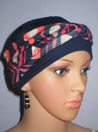 Patterned chemo hat sets