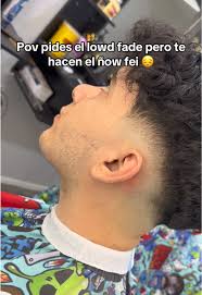 Corte De Pelo Con Cara Triste