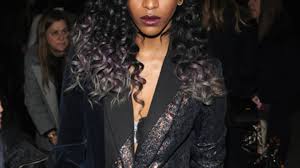 1 source for hot moms, cougars, grannies, gilf, milfs and more. Angel Haze Das Sind Ihre Mode No Gos Fur Manner Gala De