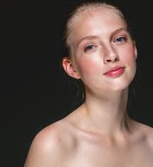 EVENING EVENTS EXHIBIT HALL