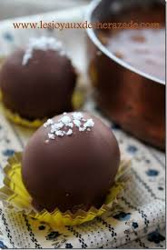 Truffes Chocolat Caramel Sale Recette Truffes Au Chocolat Recette Chocolat Faire Fondre Du Chocolat