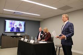 Managing Partner Roger Barton Moderates Seminar