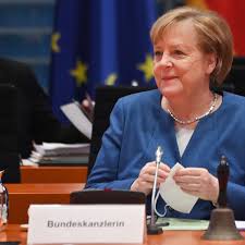 Bundesinnenminister seehofer hält das für zu spät. Merkels Neue Corona Lockdown Regeln Krankenkassen Stehen Beschluss Im Weg Was Wird Aus Eltern Politik