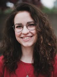 Tracy Robles's Instagram, Twitter & Facebook