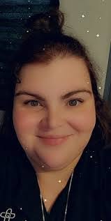 Beth Verret's Instagram, Twitter & Facebook