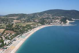 Via mare verde 49, 60026 numana, ancona, italy. Numana E La Riviera Del Conero Le Marche Italy Marche Italy Travel Inspiration
