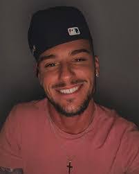 Ray Basham's Instagram, Twitter & Facebook