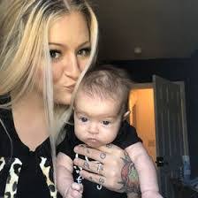 Kara Squires's Instagram, Twitter & Facebook