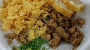 Bahan kuah mie haluskan bawang putih dan tumis bersama lada bubuk hingga wangi lalu masukan air dan tulang ayam masak hingga mendidih. 6 Bubur Ayam Enak Di Malang Untuk Sarapan Cobain Buryam Gang Djangkrik Yang Legendaris