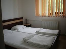 Conditiile bune de cazare si masa, preturile accesibile, dar si pozitia sa foarte buna, fac din hotel claudia una din cele mai bune oferte din eforie. Hotel Claudia Eforie Sud Romania Oferta Litoral 2021 Ofertele Early Booking Si Inscrieri Timpurii Litoral Romania 2021 Plaja Ro