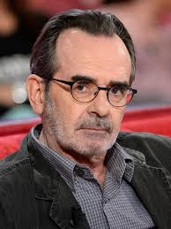 44 Films et séries en Blu-Ray, DVD, VOD et SVOD de Hubert Saint-Macary