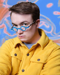 Getting experiemental (xpro3, fuji 35mm f/2) : r/fujifilm