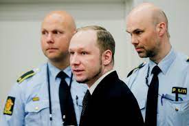 Om eftermiddagen skød og dræbte anders behring breivik en række deltagere fra den socialdemokratiske ungdomsorganisation arbeidernes ungdomsfylking (auf), der holdt sommerlejr på utøya. Anders Behring Breivik Store Norske Leksikon