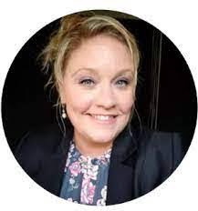 Kerri Nickerson's Instagram, Twitter & Facebook