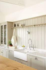 Therefore, choosing the beadboard backsplash for your kitchen is always a good idea to keep in mind. 25 Beadboard Kitchen Backsplashes To Add A Cozy Touch Digsdigs