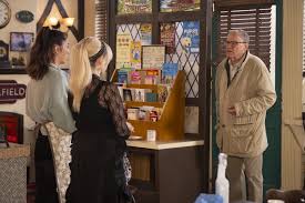 Roy shocked in Coronation Street as he catches Shona committing a betrayal  | Soaps | Metro News