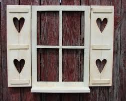 Fenster Mit Klappbaren Fensterladen Und Regal Herzen In Etsy In 2020 Shutters Diy Shutters Wood Shutters