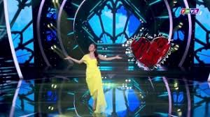 Vậy là kết thúc sau nhiều năm nói cười, ta cũng không thể nào đi chung đôi vậy là em. Ä'á»ƒ Cho Em Khoc Vali Tinh Yeu Ost Vy Oanh Nhac Vn