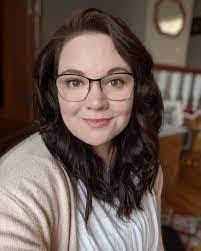 Bobbie Guyton's Instagram, Twitter & Facebook