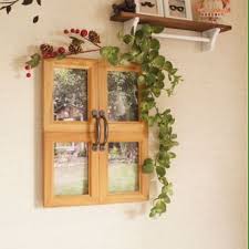 女性で 2dkのフォトフレームリメイク 100均 リメイク セリア 壁 天井についてのインテリア実例を紹介 セリアのフォトフレームをリメイクして窓枠を作りました この写真は 2014 04 09 22 49 00 に共有されまし