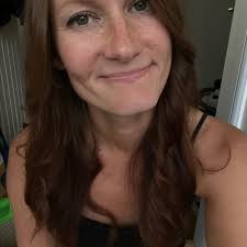 I pray this never happens to me, because my Starbucks is not stingy nor is  my Dunkin 😭