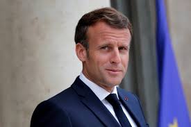 French president emmanuel macron was slapped in the face by a man in a crowd as he spoke to the public during a visit to southeast france on tuesday, video of the incident posted on social media. Protesters Confront French President Macron Chant Resign Daily Sabah