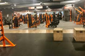 Enter your weight and other statistics and track your progress; Basic Fit Gym Basic Fit Lille Montebello