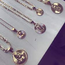 Set Happy Hour El Salvador Virgin Mary Necklace Jewelry Alex And Ani Charm Bracelet