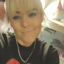 We still need people for the dunk tank for Overdose Awareness at Biehl  Bridges to Recovery in Marinette, WI!