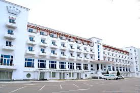 Apartamente mamaia la preturi avantajoase. Cel Mai Celebru Hotel Din Mamaia Se Vinde Cu 14 Milioane De Euro Si Ar Putea Fi Modernizat In Curand Hotel Invest