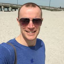 Aaron Kerr (@aaronmkerr)