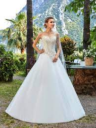 Point Mariage Collection 2018 Des Robes A Prix Doux Pour Toutes Les Mariees Robe De Mariee Mariage Mariages Champetre Chic