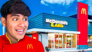 UN DIA TRABAJANDO EN MCDONALD’S😱🤩 McDonald’s Land