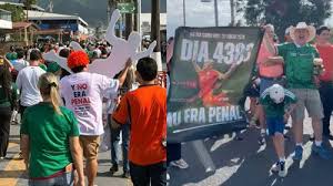 VIDEO: En Monterrey, Mexicanos reciben a Países Bajos al grito de ‘No era penal’