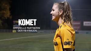 Would like to know the latest yb price? Frauenfussball Komet Lauft Mit Den Yb Frauen Auf