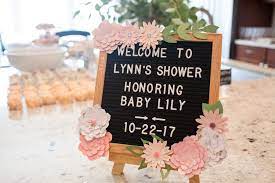 Lily Jean S Floral Themed Baby Shower Baby Shower Flowers Flower Baby Shower Theme Baby Shower