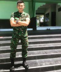 Kumpulan gambar kartun tentara dan pacarnya. Foto Deretan Anggota Tni Ganteng Yang Memikat Hati Wanita
