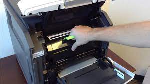 Steps to fix the lexmark printer cartridge error. How To Replace The Toner Cartridge In A Lexmark Ms810 Printer Youtube