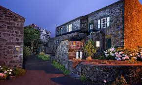 The starred sky at night is a plus! Adegas Do Pico